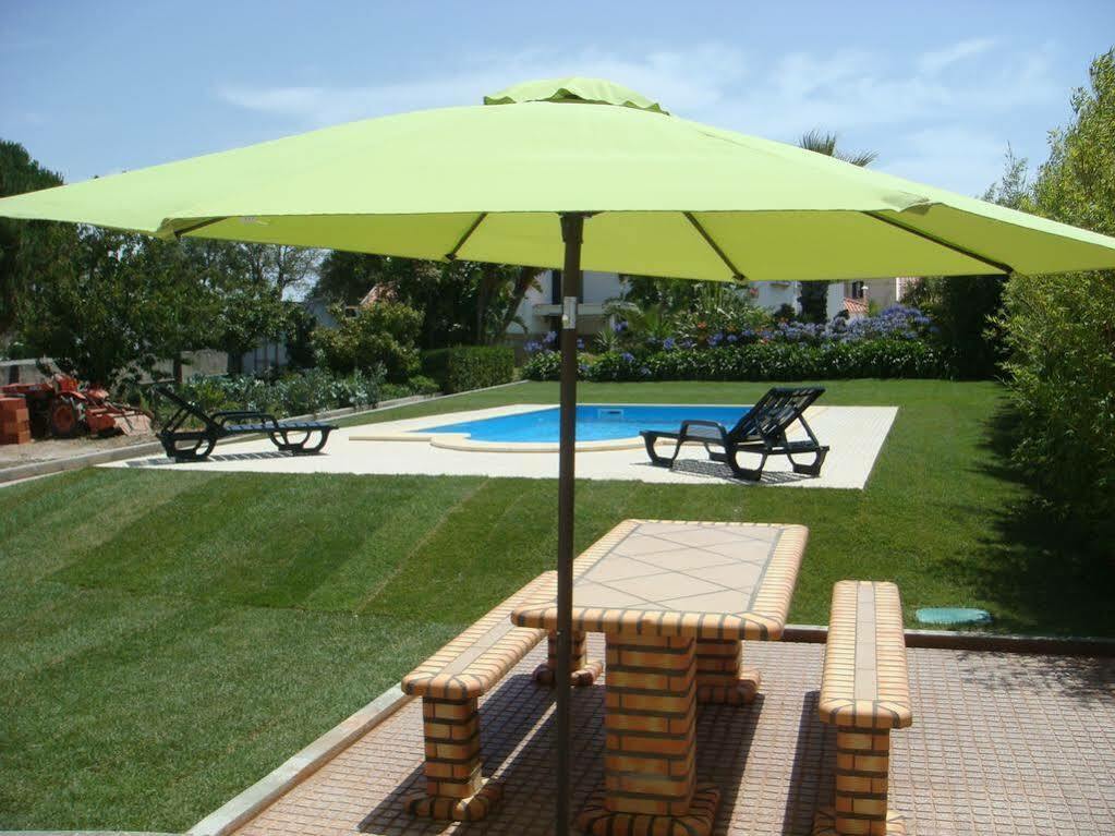 Casa De Hospedes Flor Do Jardim มัลเวรา ภายนอก รูปภาพ
