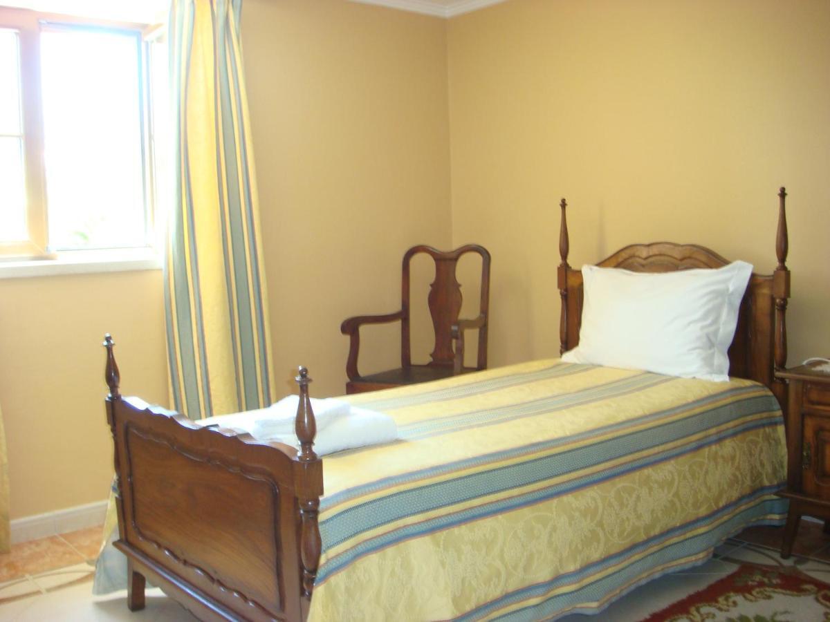 Casa De Hospedes Flor Do Jardim มัลเวรา ภายนอก รูปภาพ